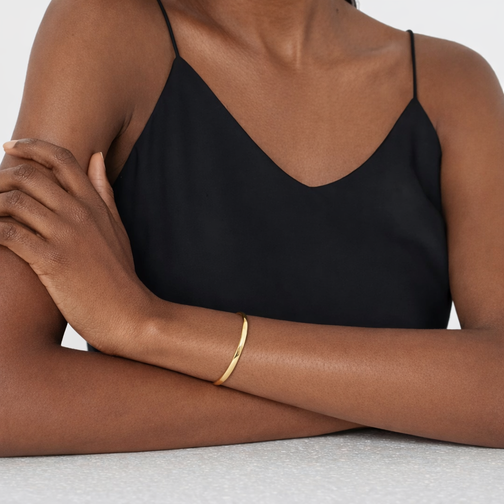 Noviqlo | Minimalist Cuff Bracelet