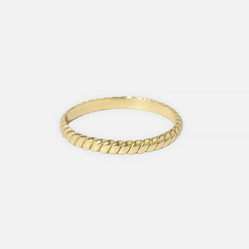 Noviqlo | Minimalist Wave Band Ring